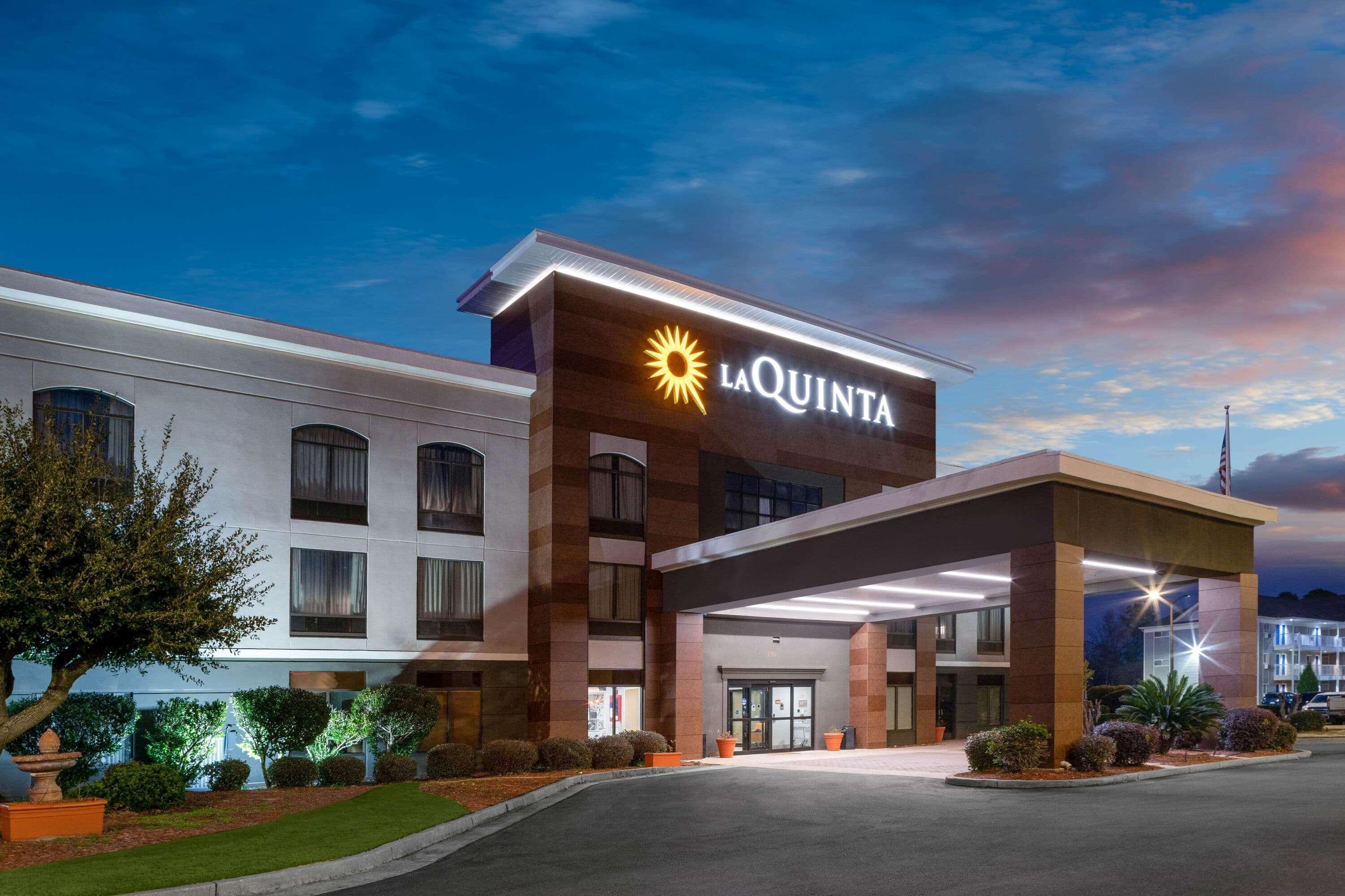 La Quinta Inn & Suites By Wyndham-Albany Ga Bagian luar foto