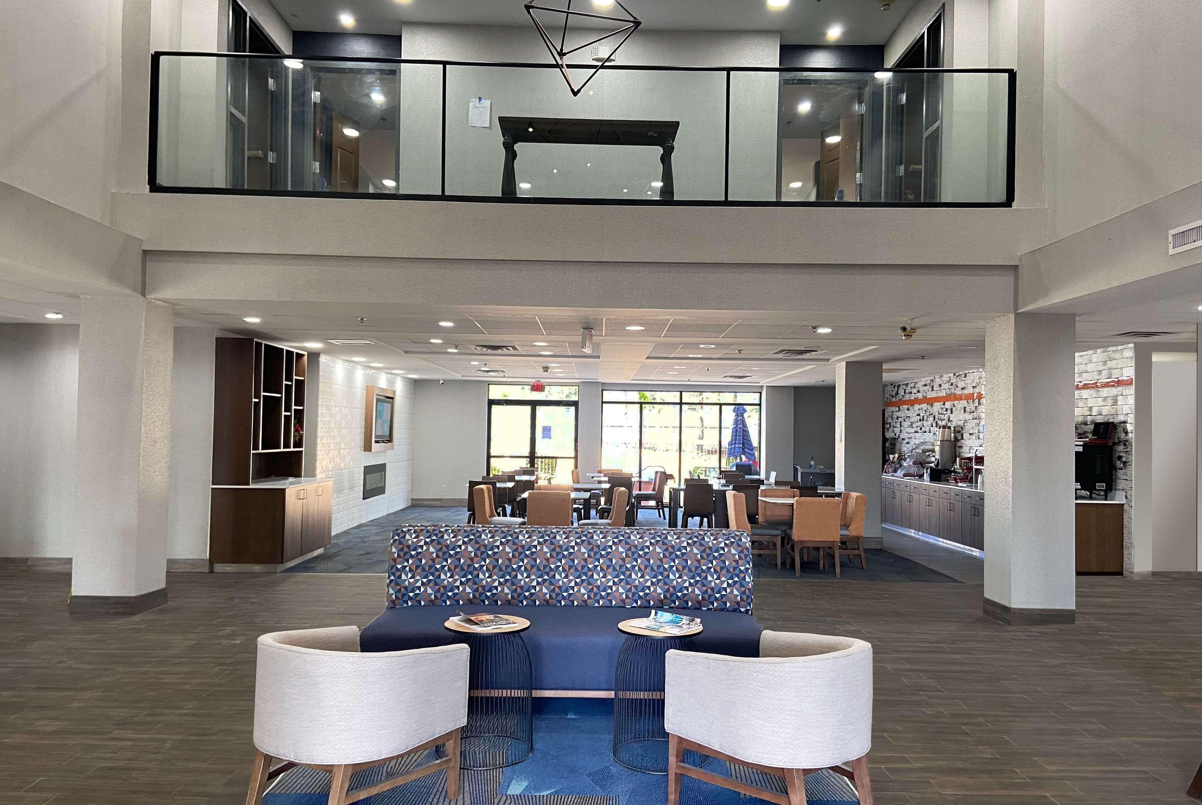 La Quinta Inn & Suites By Wyndham-Albany Ga Bagian luar foto