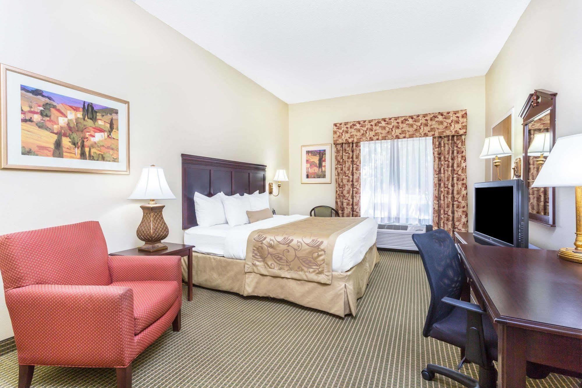 La Quinta Inn & Suites By Wyndham-Albany Ga Bagian luar foto