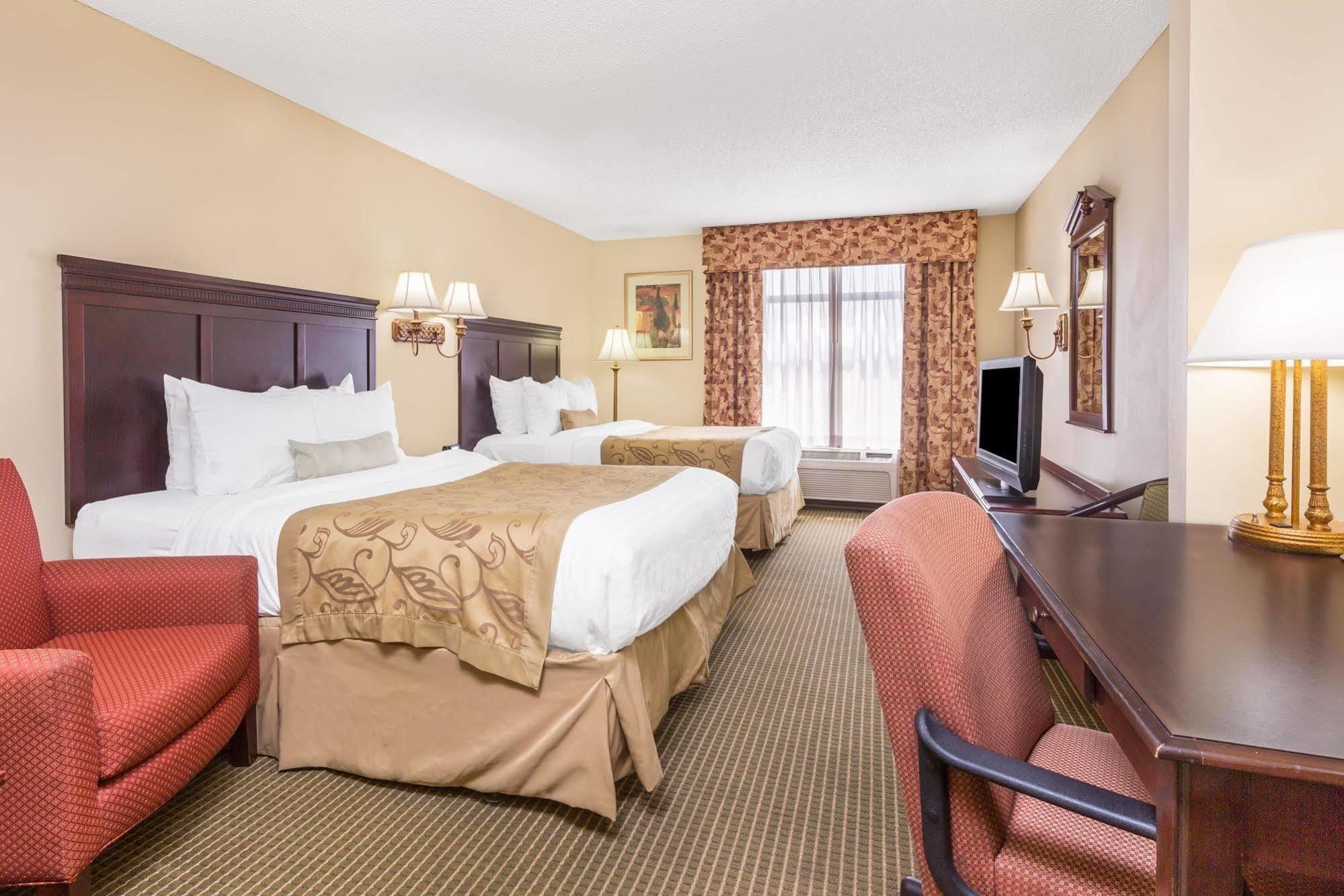La Quinta Inn & Suites By Wyndham-Albany Ga Bagian luar foto